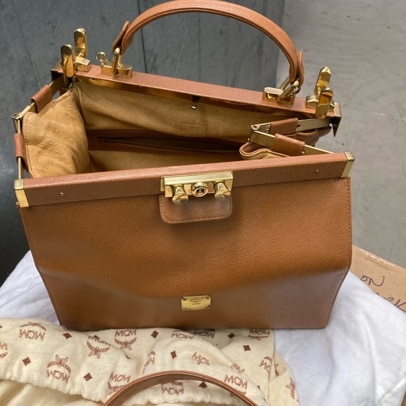 Vintage MCM train case / doctor’s bag - Picture 10 of 11